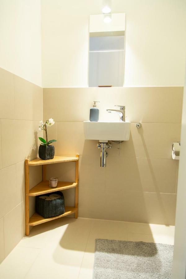 Cozy & Cool Apartment * 5 Min To City Center Vienna Luaran gambar